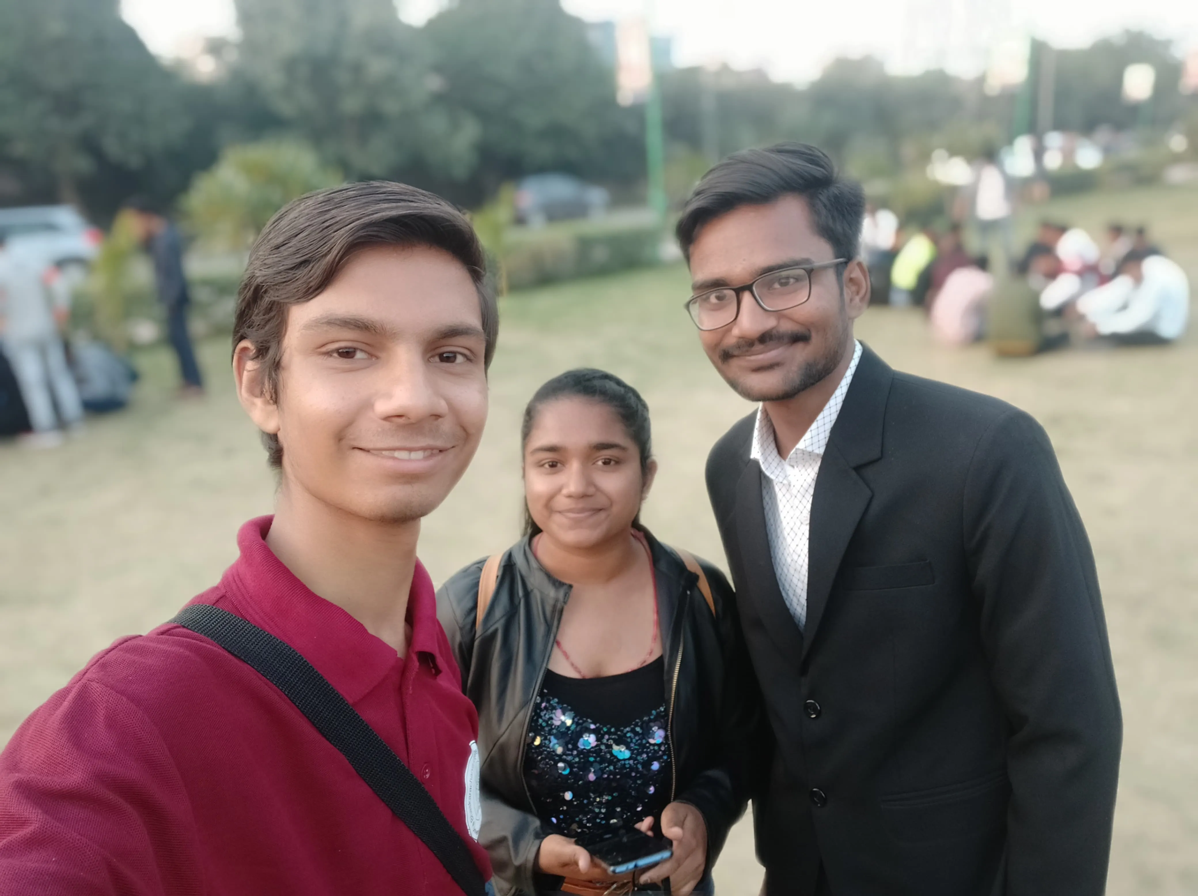 Graduation Friends cherishing fest joy
