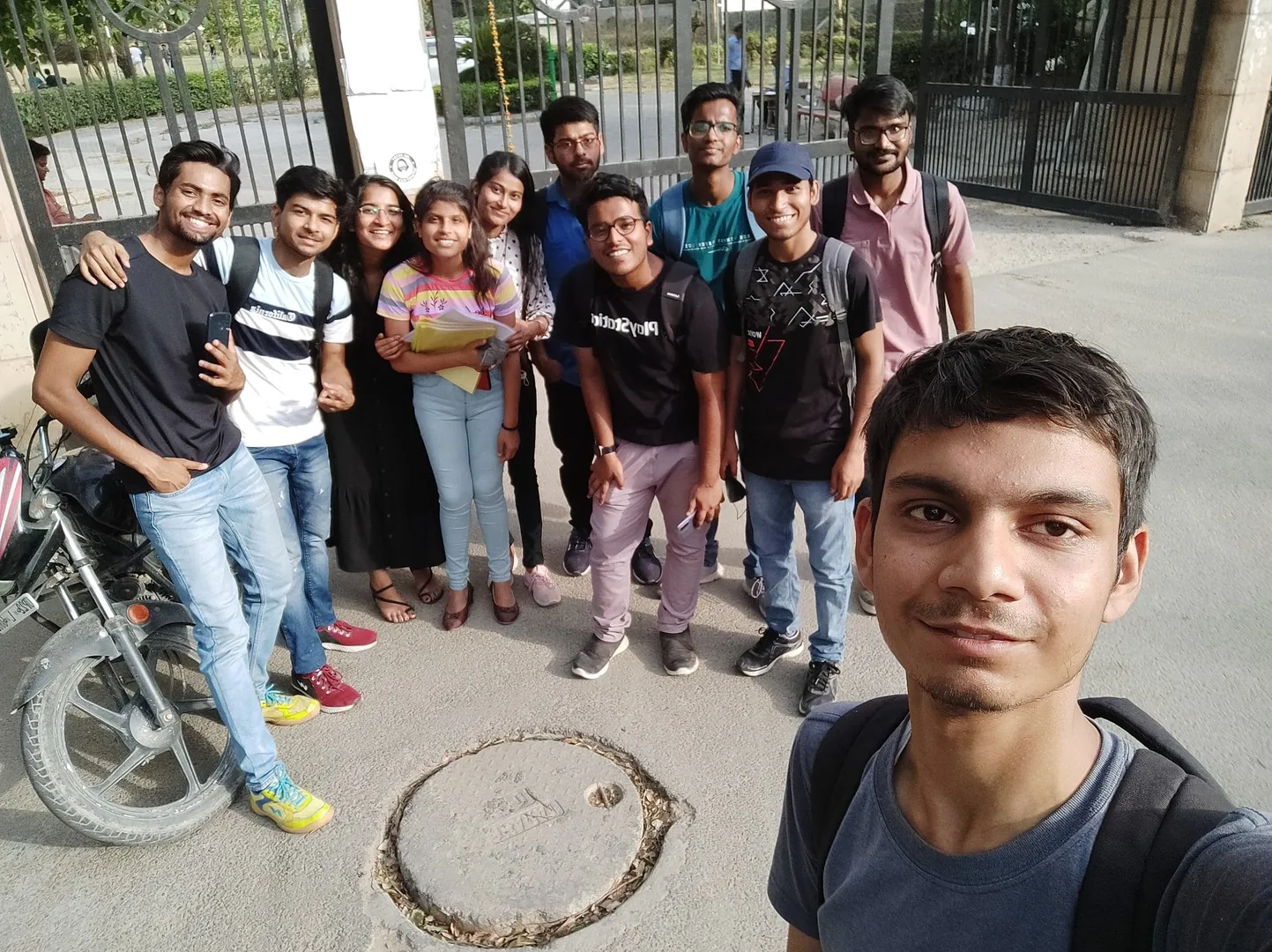 Last selfie with the graduation batch